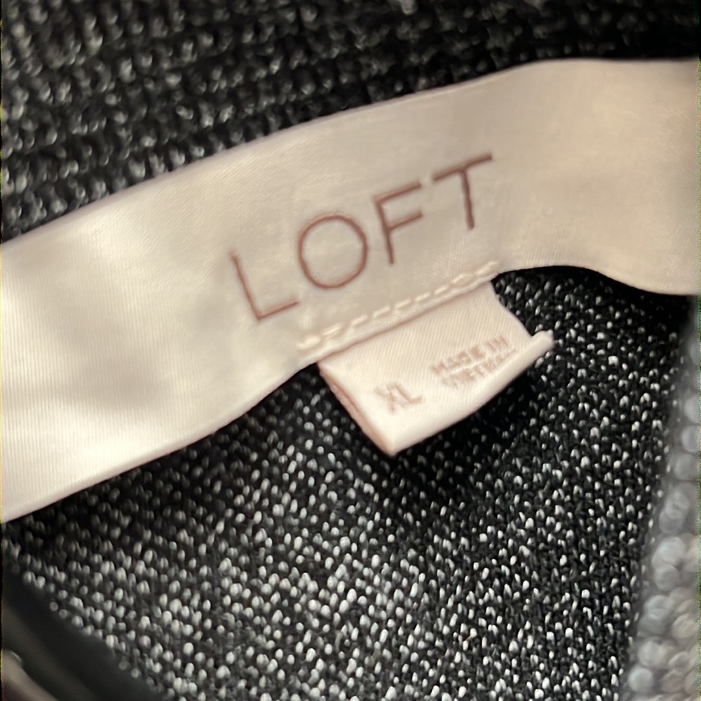 Loft Dress - Picture 6 of 7